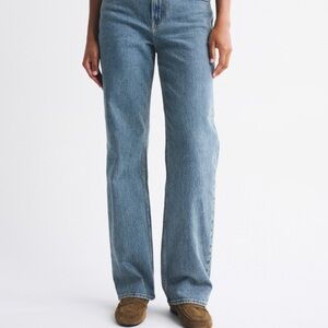 Abercrombie Curve Love High Rise 90s Relaxed Jean